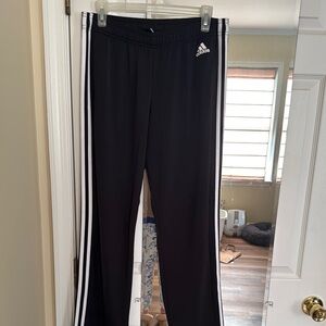 Adidas Black Track Pants Elastic Waist
30”long from crotch.11”waist to crotch.